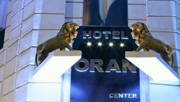 Hotel Oran Center Kültér fotó
